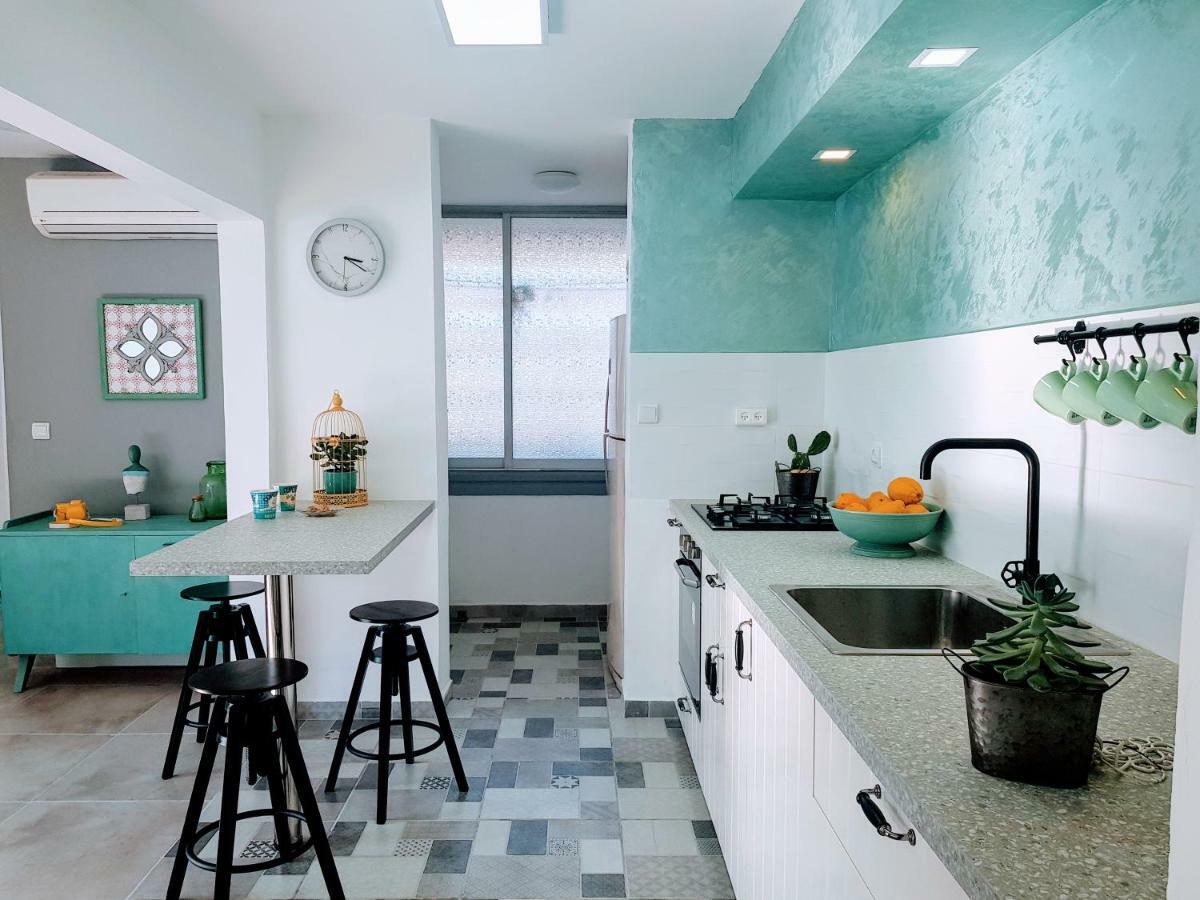 Artichoke Boutique Apartment Хайфа Екстериор снимка