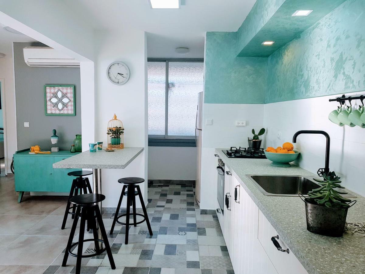 Artichoke Boutique Apartment Хайфа Екстериор снимка