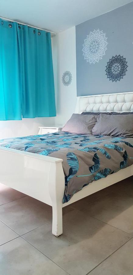 Artichoke Boutique Apartment Хайфа Екстериор снимка