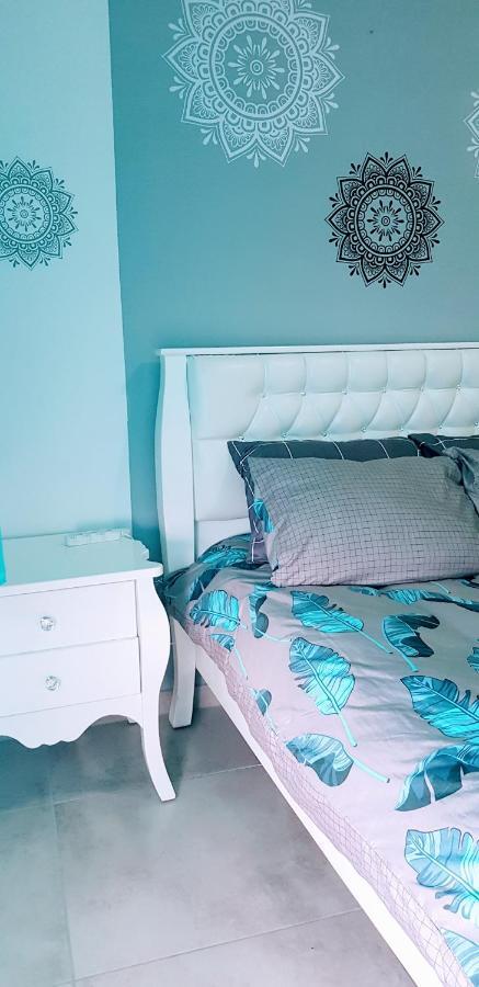 Artichoke Boutique Apartment Хайфа Екстериор снимка